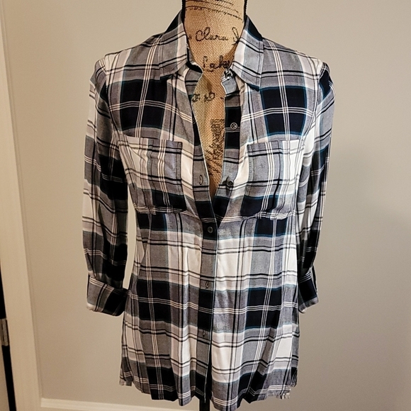 Jessica Simpson Tops - Jessica Simpson plaid top